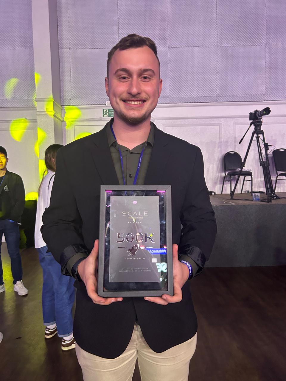 Premiação de Guilhermo no mercado digital